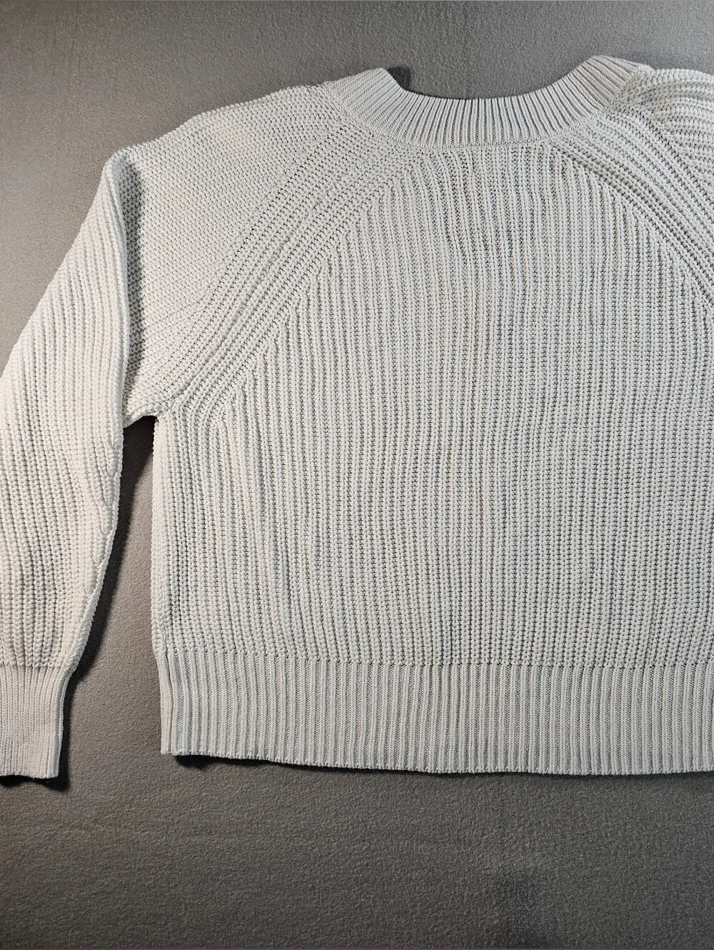 a new day White Ribbed Knit V Neck Sweater Size‎ S